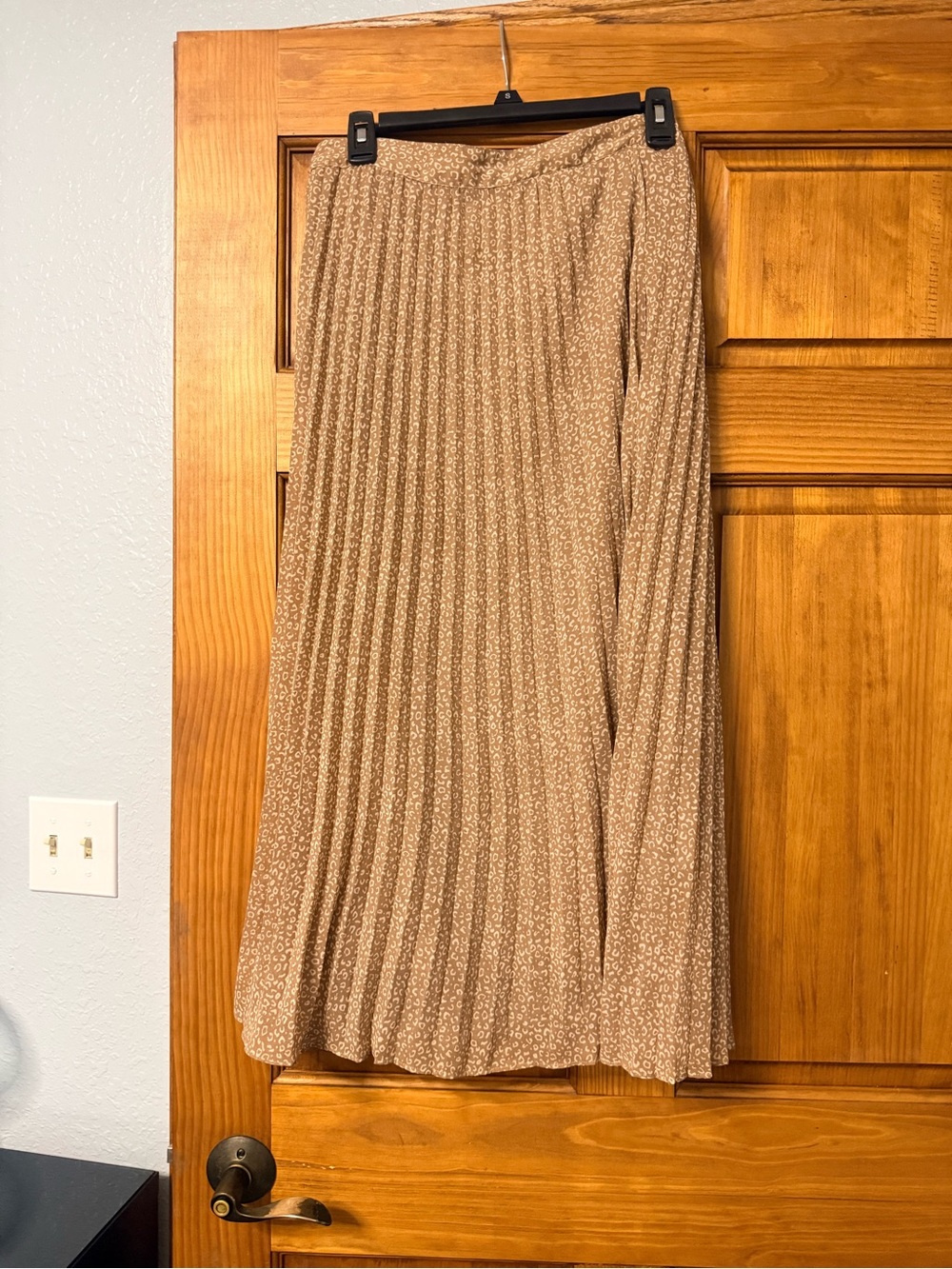 Pleated Midi Skirt in Tan Floral